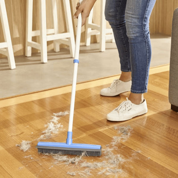 Oates Professional | Oates Swifty Electrostatic Telescopic Broom | Crystalwhite Cleaning Supplies Melbourne