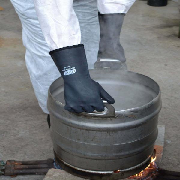 ProVal | Neo Heat 350 – Neoprene Heat and Cut Resistant Glove | Crystalwhite Cleaning Supplies Melbourne